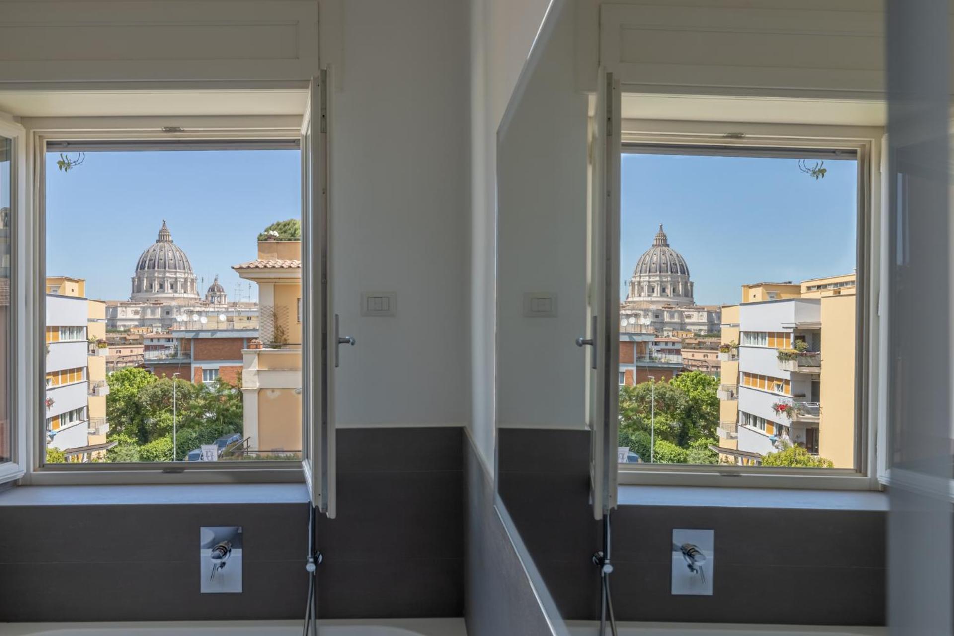 Il Cupolone 3 A San Pietro * Rom